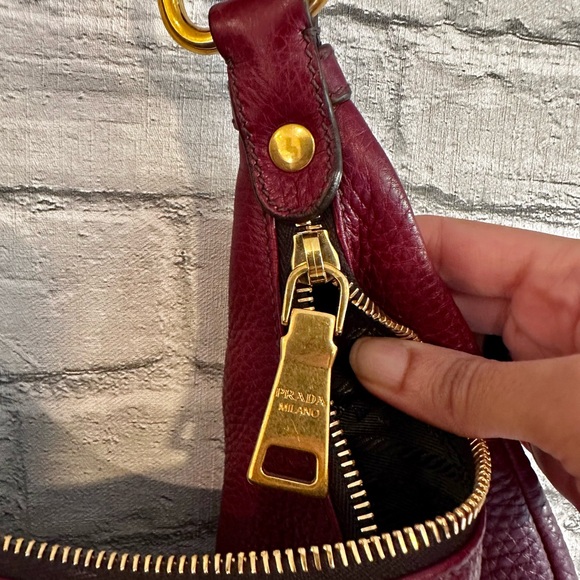 Prada Vitello Daino Hobo Bag BR4311 - Amaranto - Picture 10 of 14